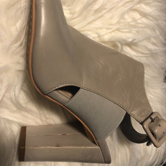 Vince Camuto - Camma grey - Picture 1 of 3